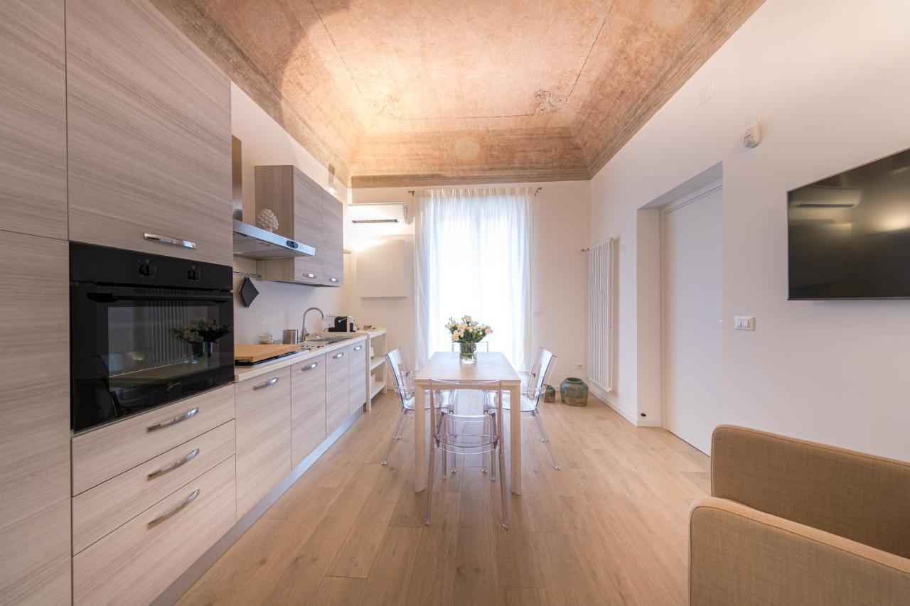 La Home42 Suite Палермо Екстериор снимка